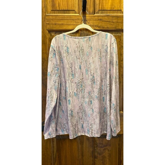Women’s Blouse Plus Size 4X Top V Neck Purple Pattern Soft Fabric + Stretch - Picture 4 of 9
